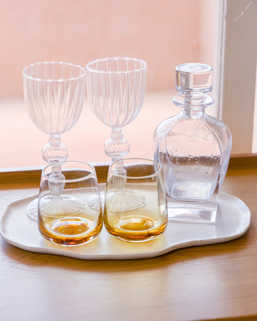 Bandeja Orgânica Branca em Cerâmica – 36x24,5 cm